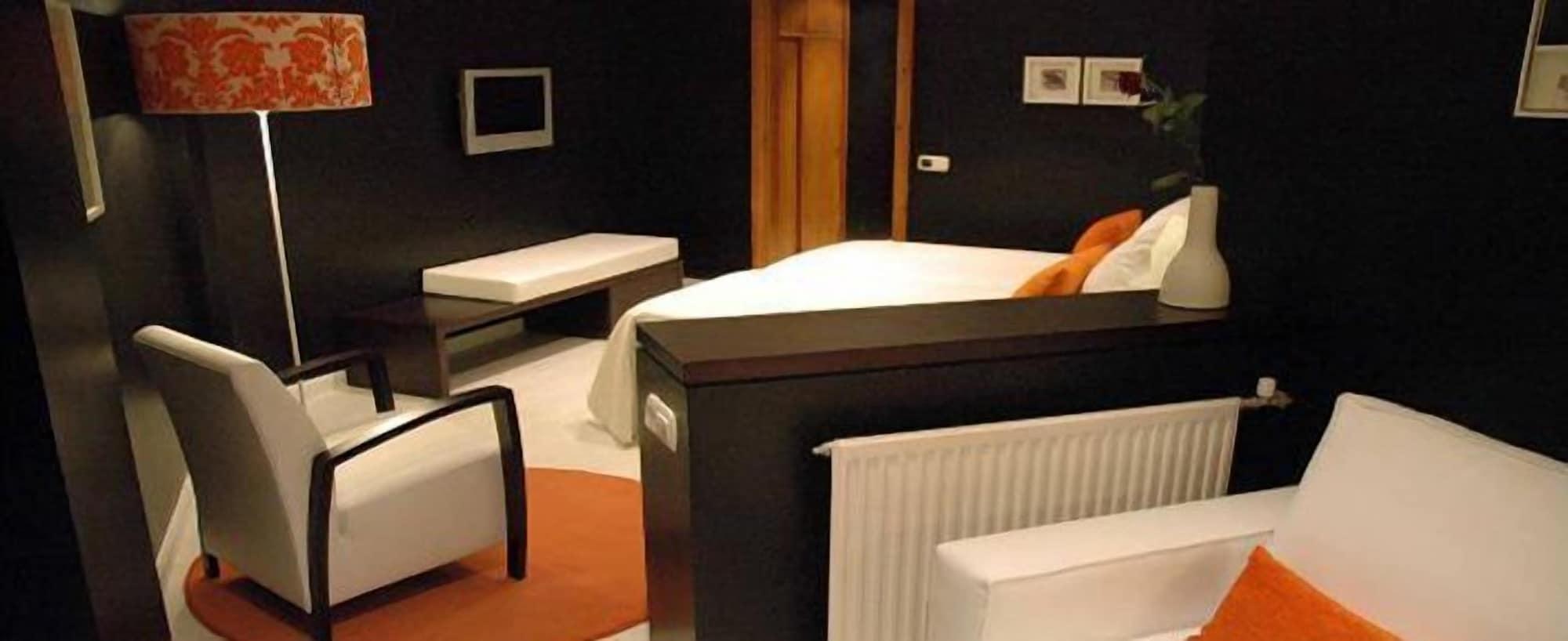 Tobazo Hotel